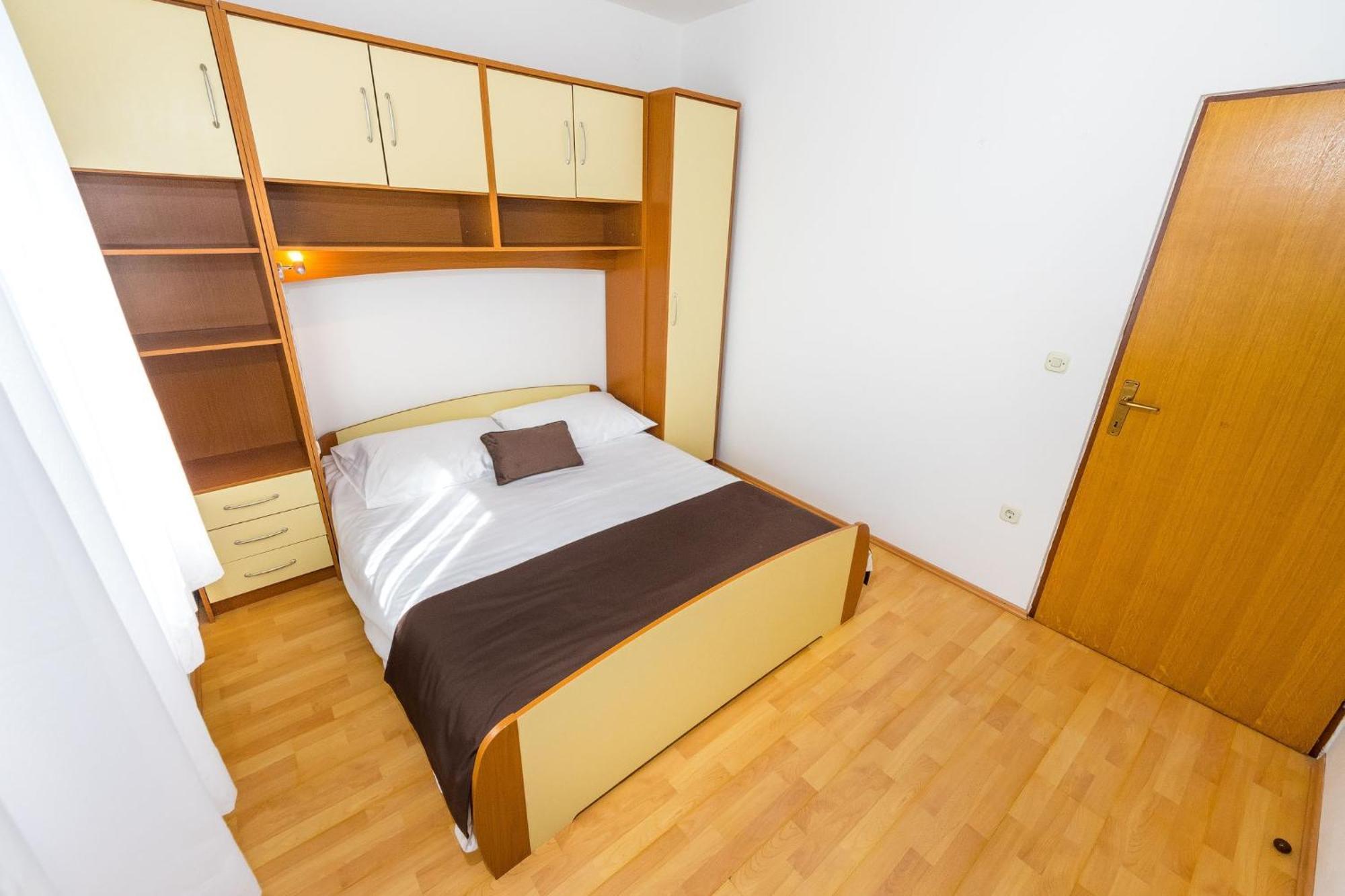 Apartments By The Sea Vrsi - Mulo, Zadar - 5951 Room photo
